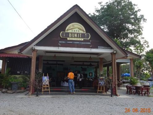 bukit restaurant cafe