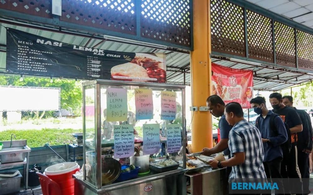 gerai makanan