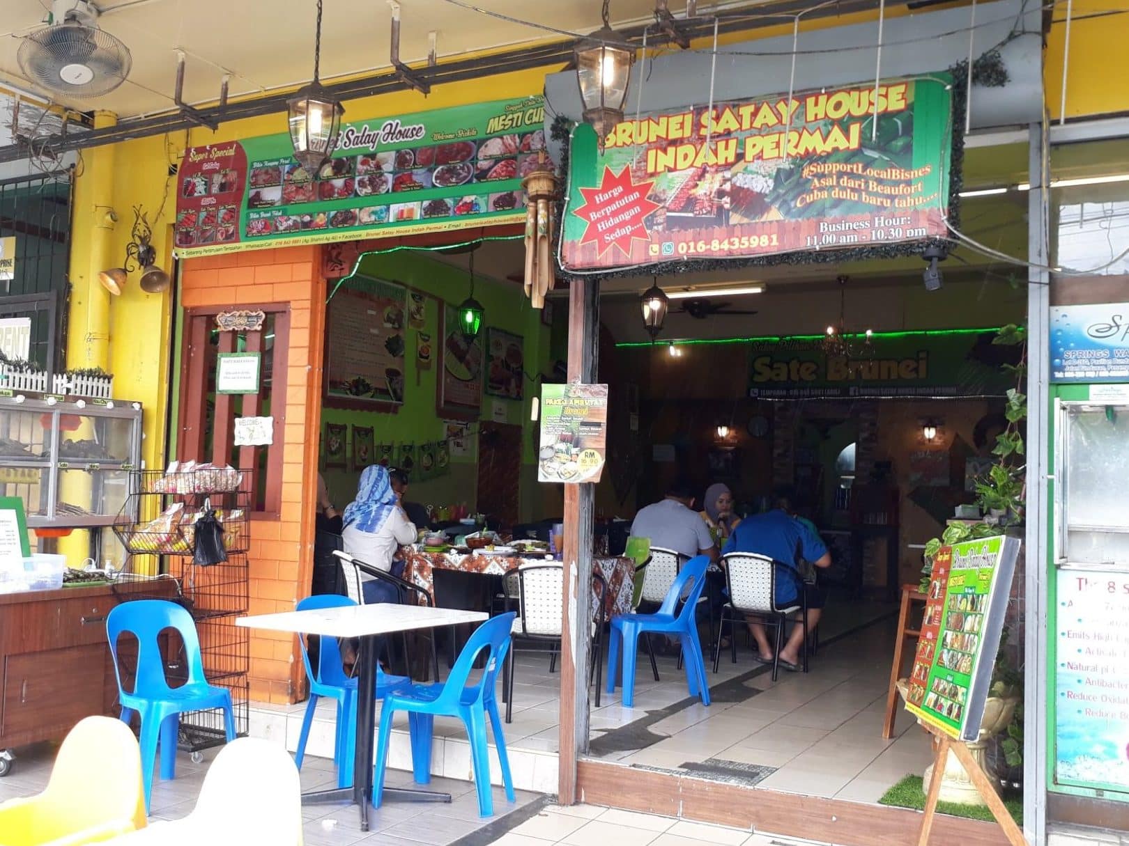 kampungc2b2 cafe