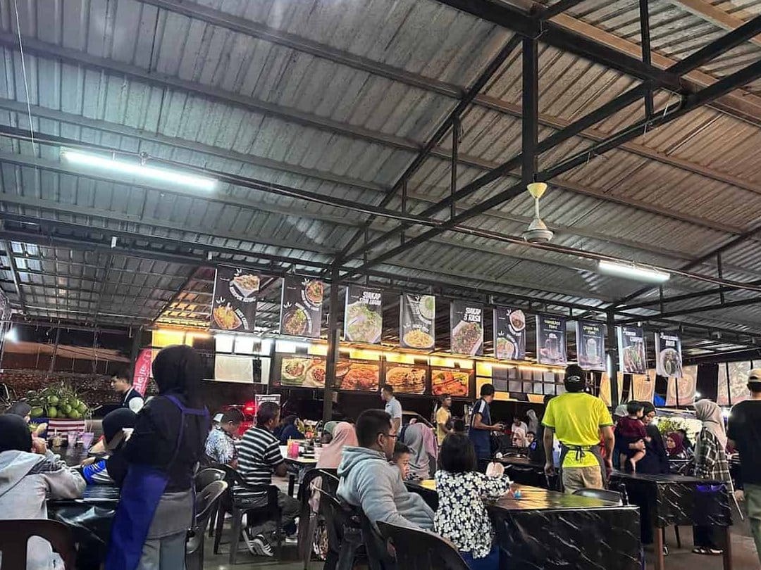 kedai makan tomyam mina kawan kita