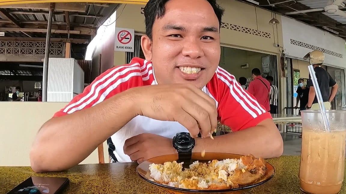 kedai nasi berlauk ayam takir kak ning su