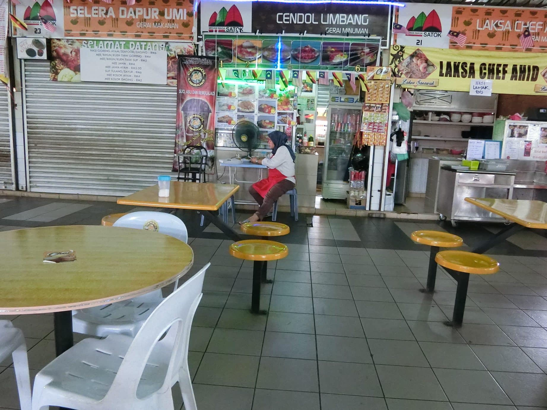 medan selera limbang