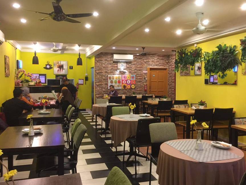 mr cafe restaurant