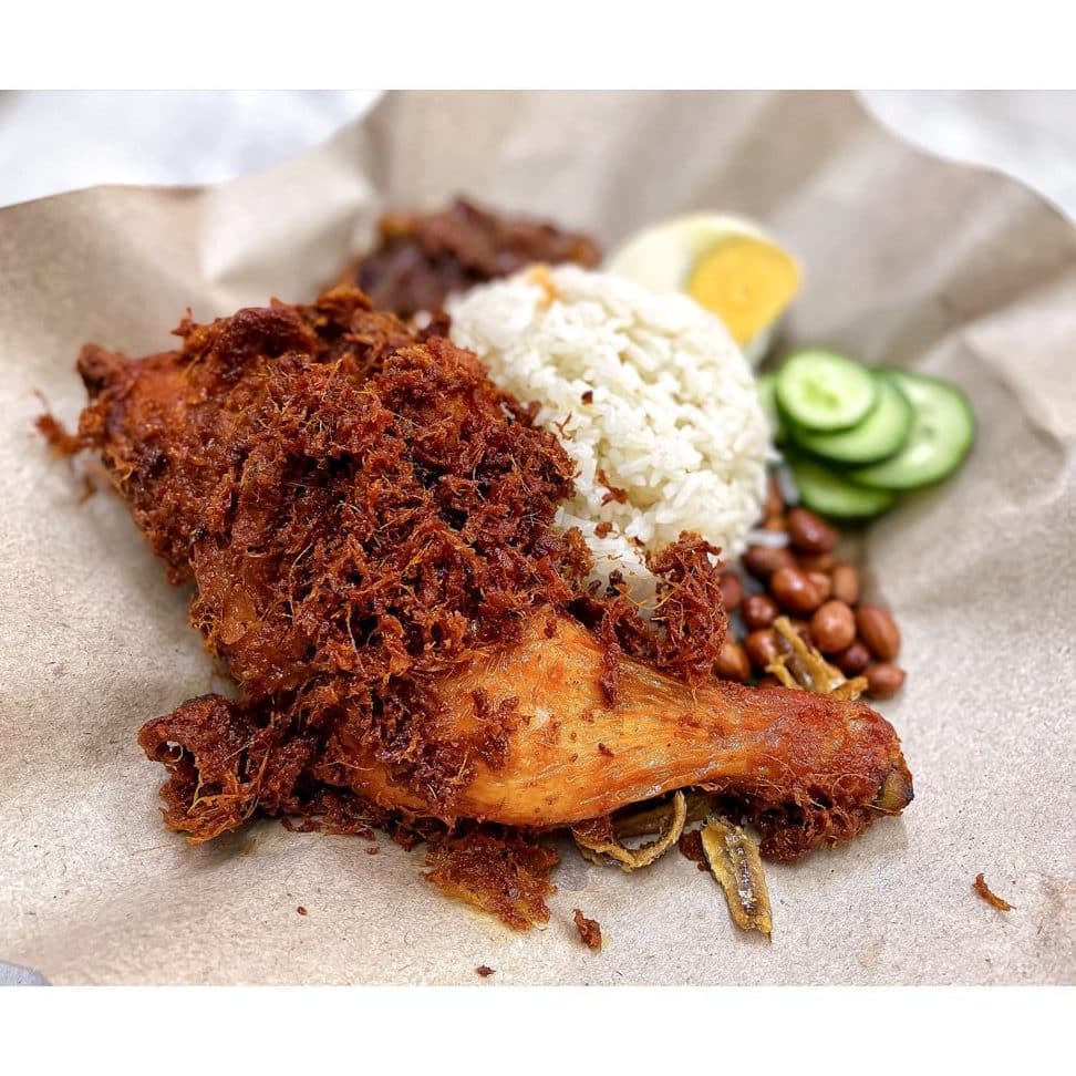 nasi lemak ayam goreng berempah abang kapal cafe