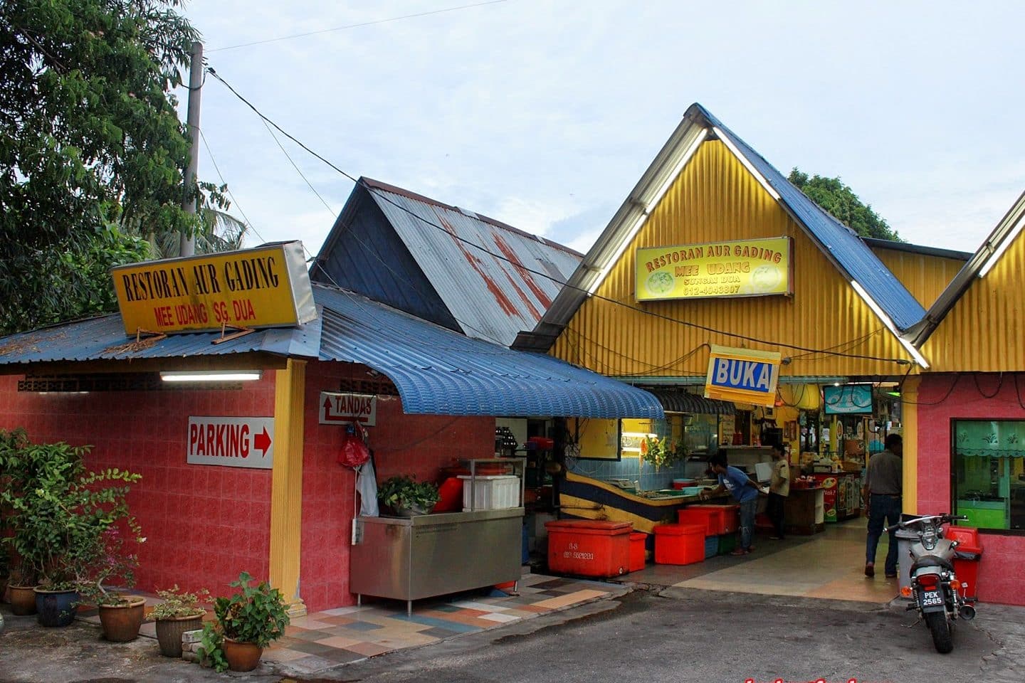 restoran aur gading mee udang sg dua