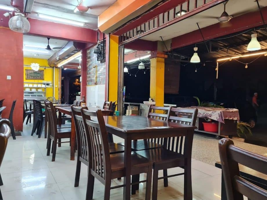 restoran dapur kampung putra perdana
