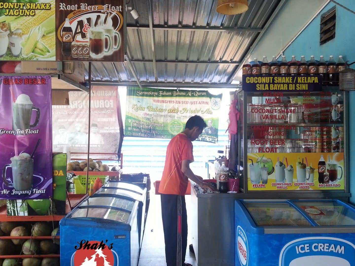 Restoran Dinding Gelas Besar 1 restoran dinding gelas besar