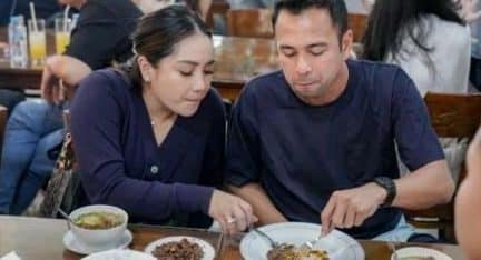 restoran siang malam