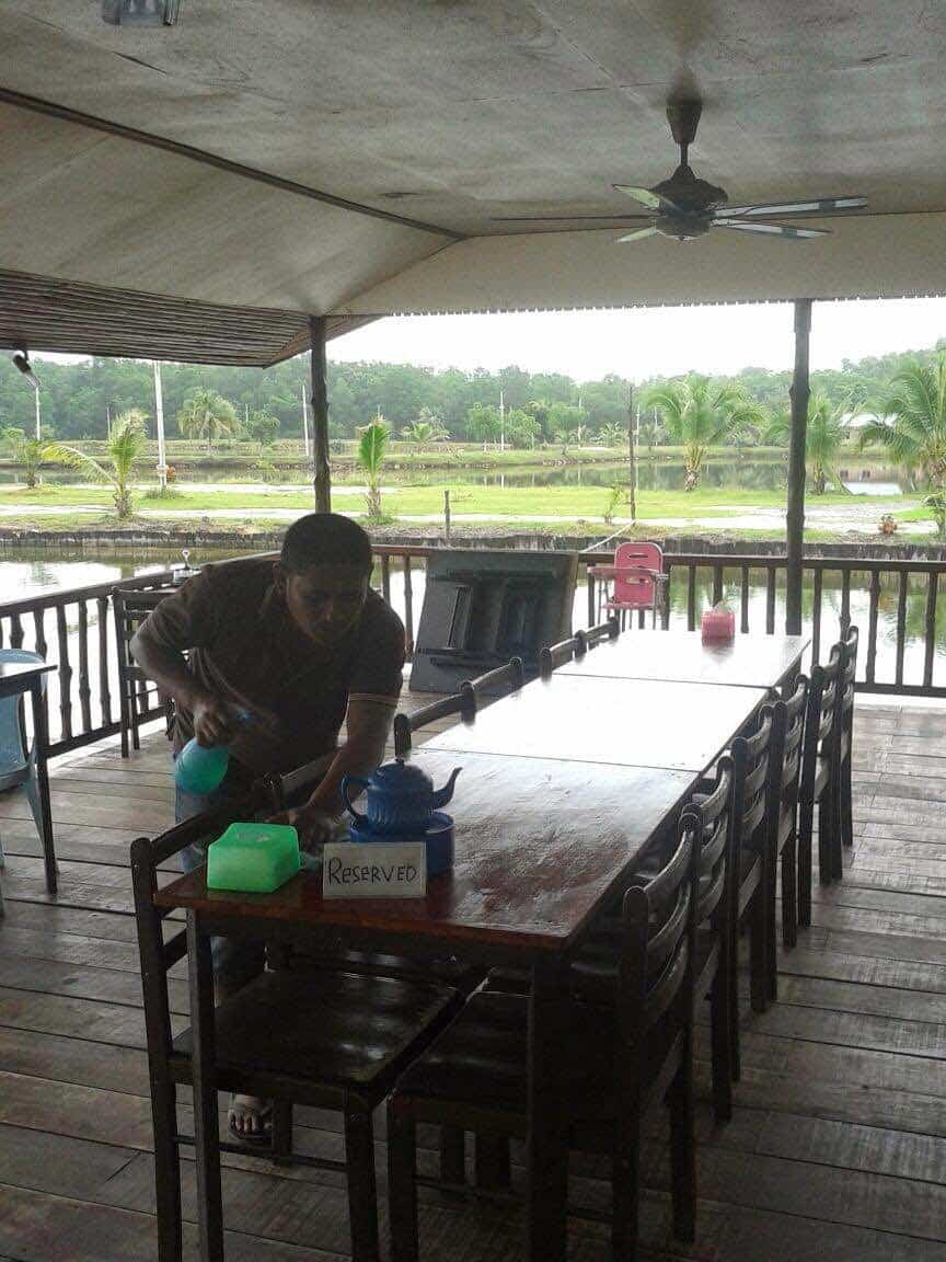 rikaraya seafood restaurant