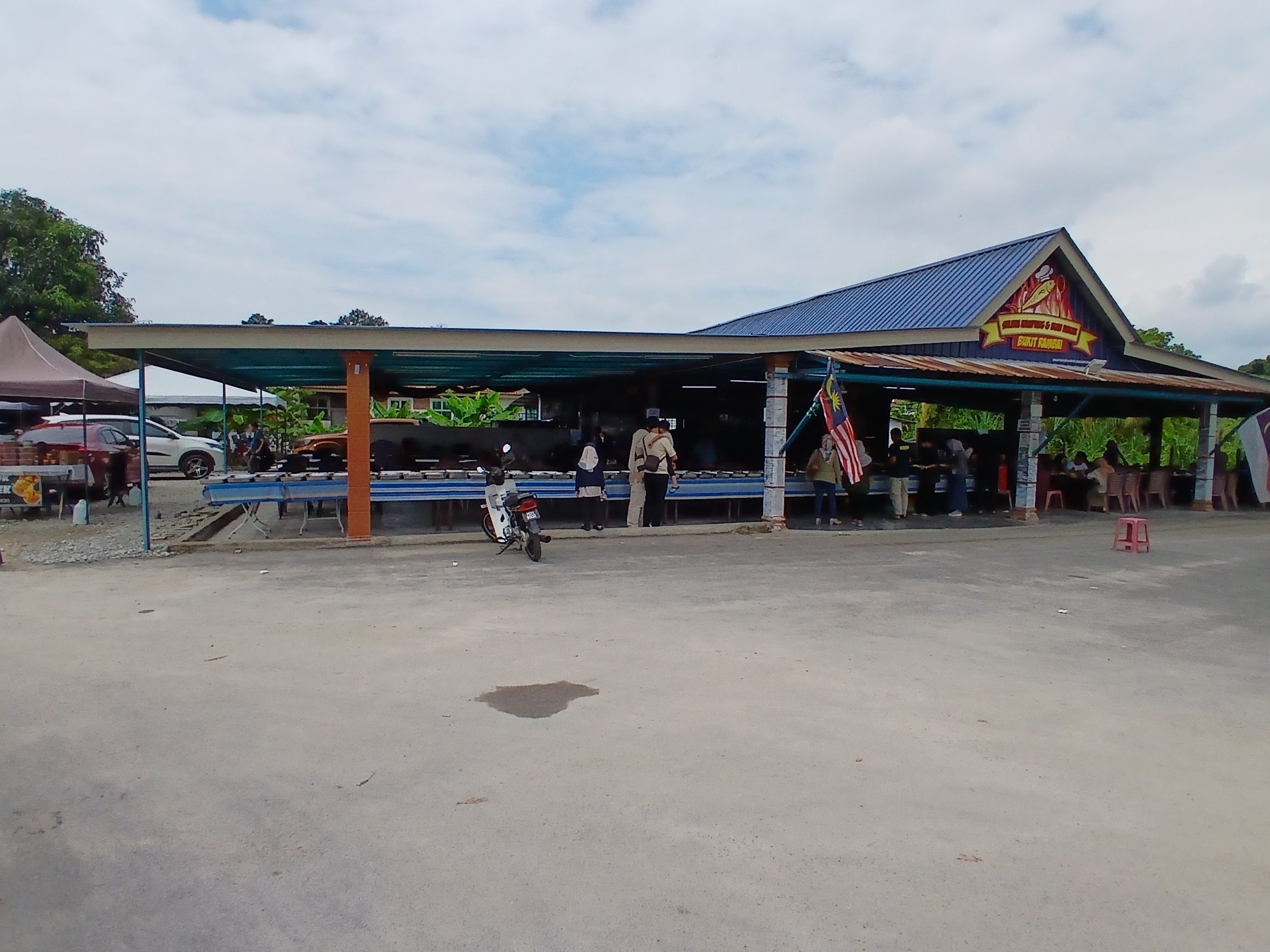 Selera Kampung & Ikan Bakar Bukit Rambai 1 selera kampung ikan bakar bukit rambai