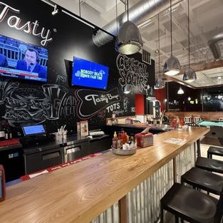 tasty burgers cafe