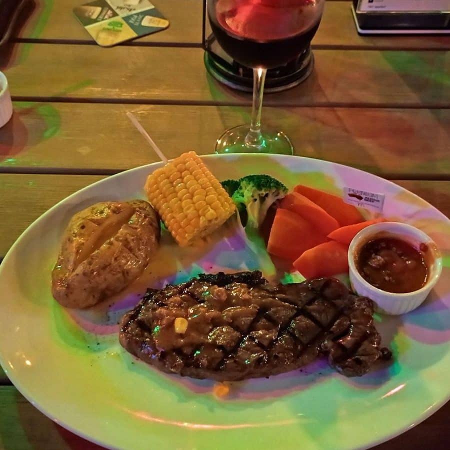 warong dlubok al omar